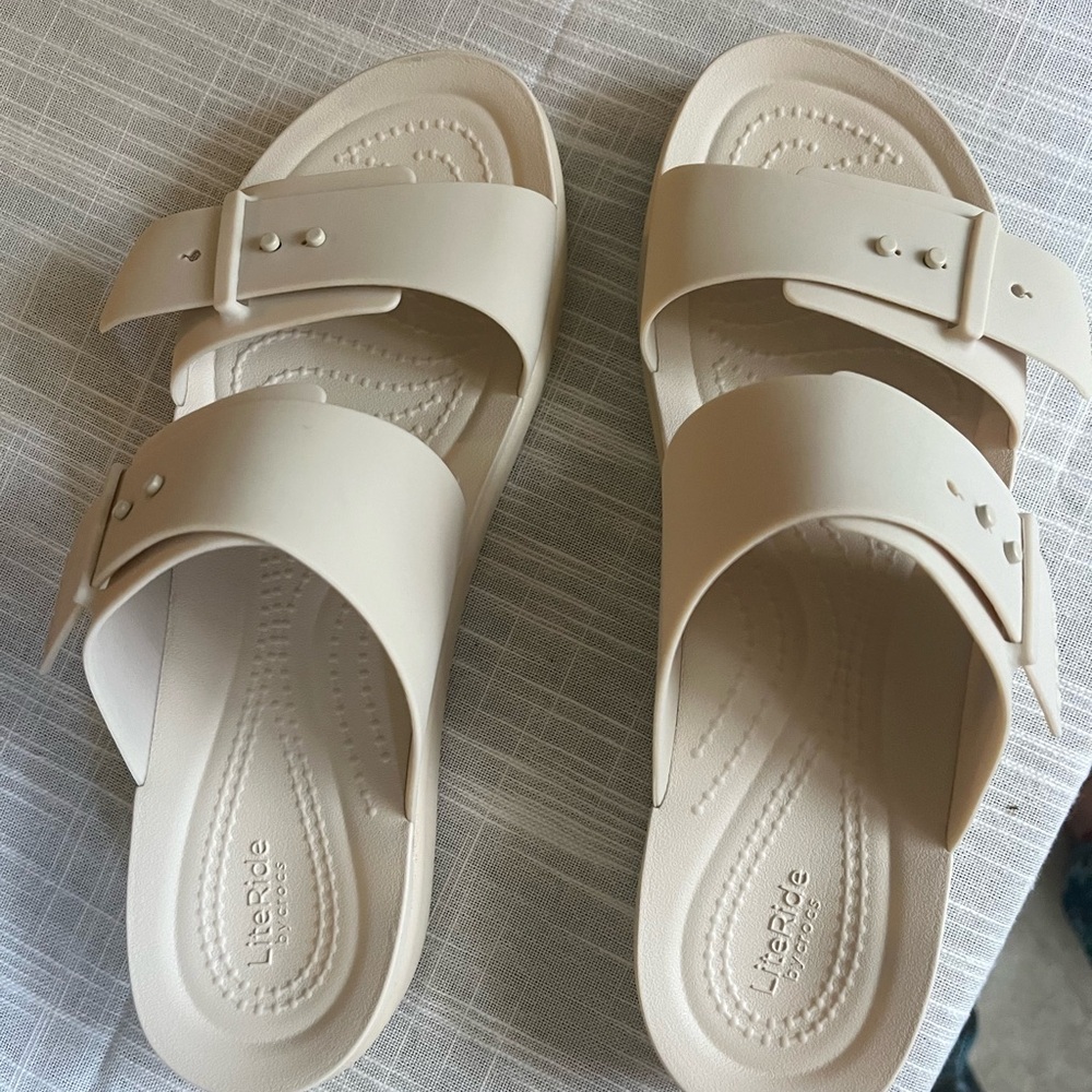 Crocs Beige Women's Sandals